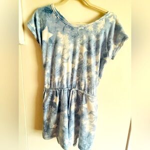 BLUE AND WHITE STARS ROMPER ! 4th of July ! ❤️🤍💙